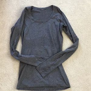 Lululemon Long sleeve running top